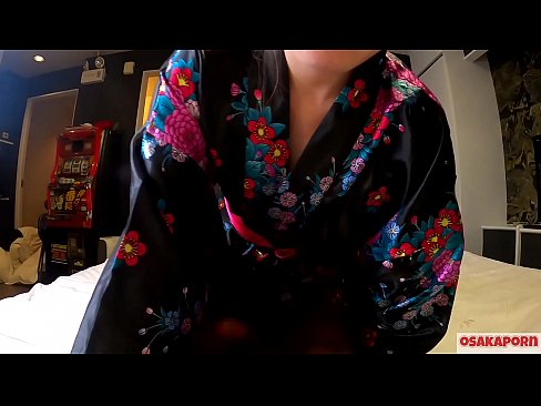 ❤️ Ung cosplay pige elsker sex til orgasme med en sprøjte i en hestepige og et blowjob. Asiatisk pige med behåret fisse og smukke bryster i traditionel japansk kostume i amatørvideo, der viser onani med fucklegetøj. Sakura 3 OSAKAPORN. ❤❌ Porno at da.sexafinkarasskaz.ru ️❤